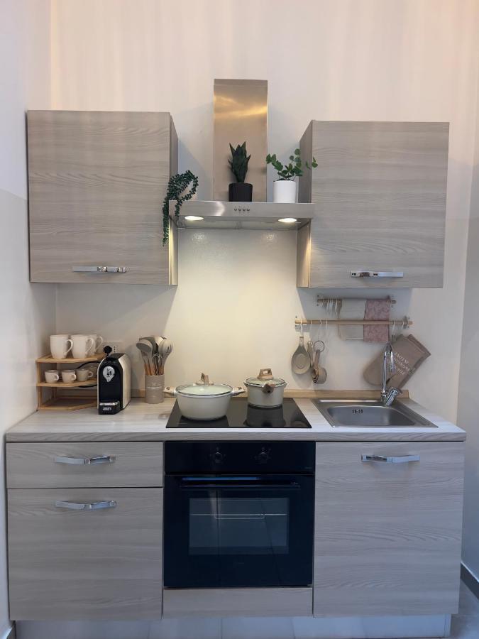 Regina Milano In Porta Romana 3 - Sky Tv, Wifi & Breakfast Boxアパートメント エクステリア 写真