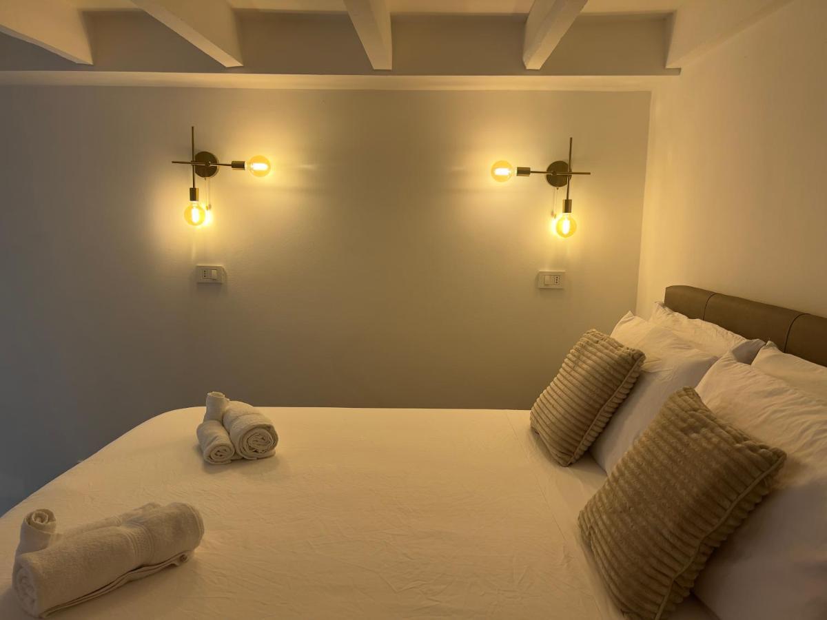 Regina Milano In Porta Romana 3 - Sky Tv, Wifi & Breakfast Boxアパートメント エクステリア 写真