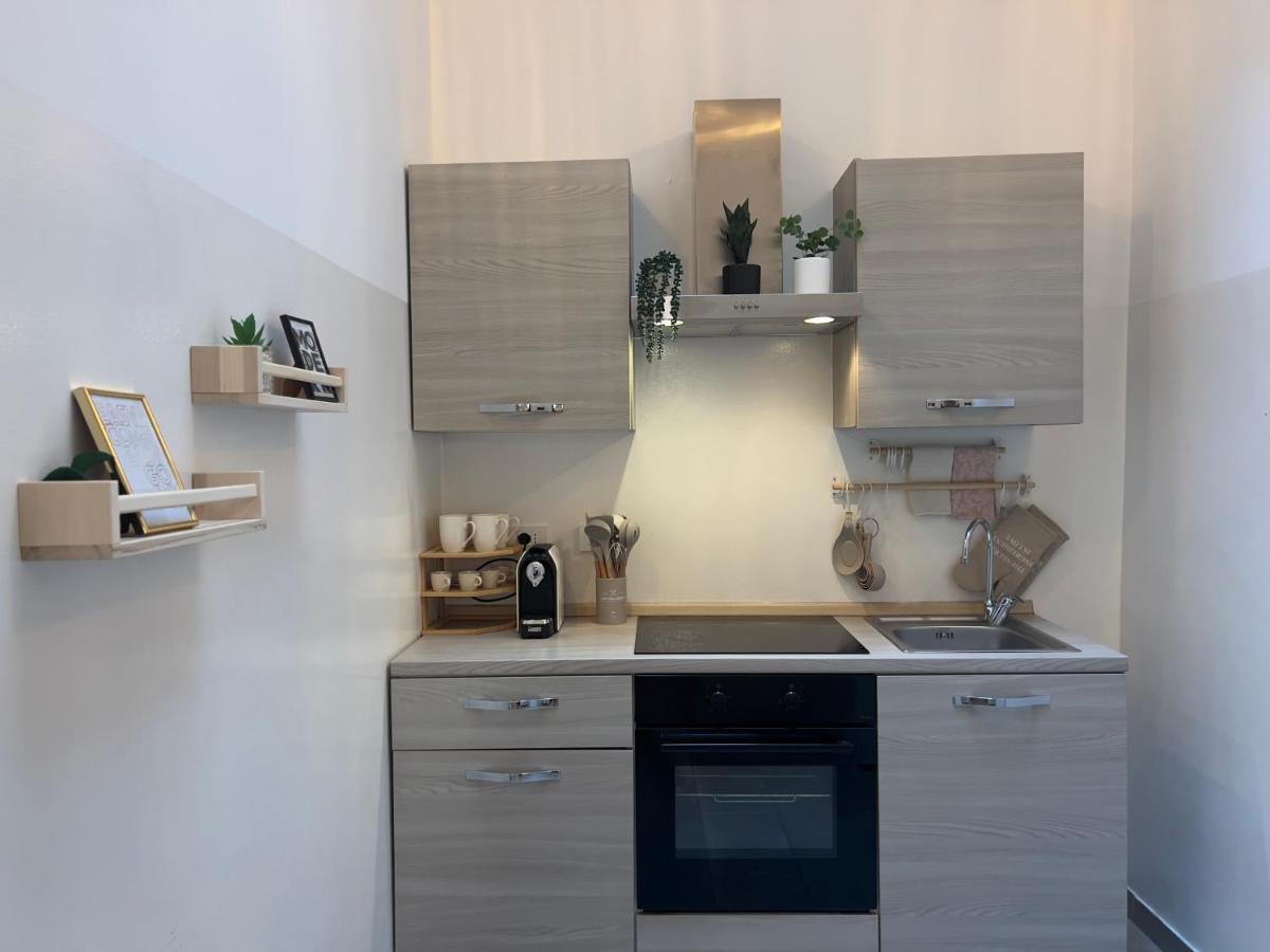 Regina Milano In Porta Romana 3 - Sky Tv, Wifi & Breakfast Boxアパートメント エクステリア 写真